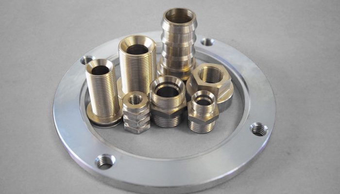 Kleine Werkstücke zusammengestellt